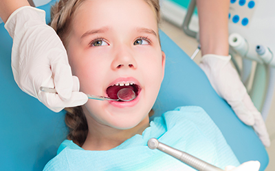 A young child at a dental exam